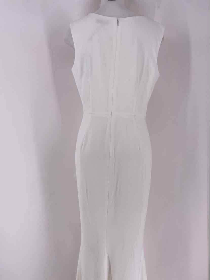 Size 2X DRESS THE POPULATION White Dress