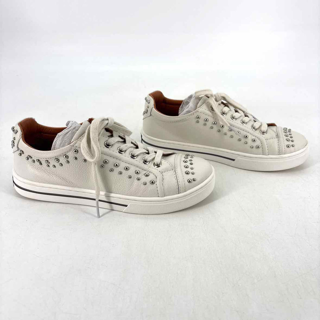 Shoe Size 7.5 BRIGHTON White Leather Sneakers