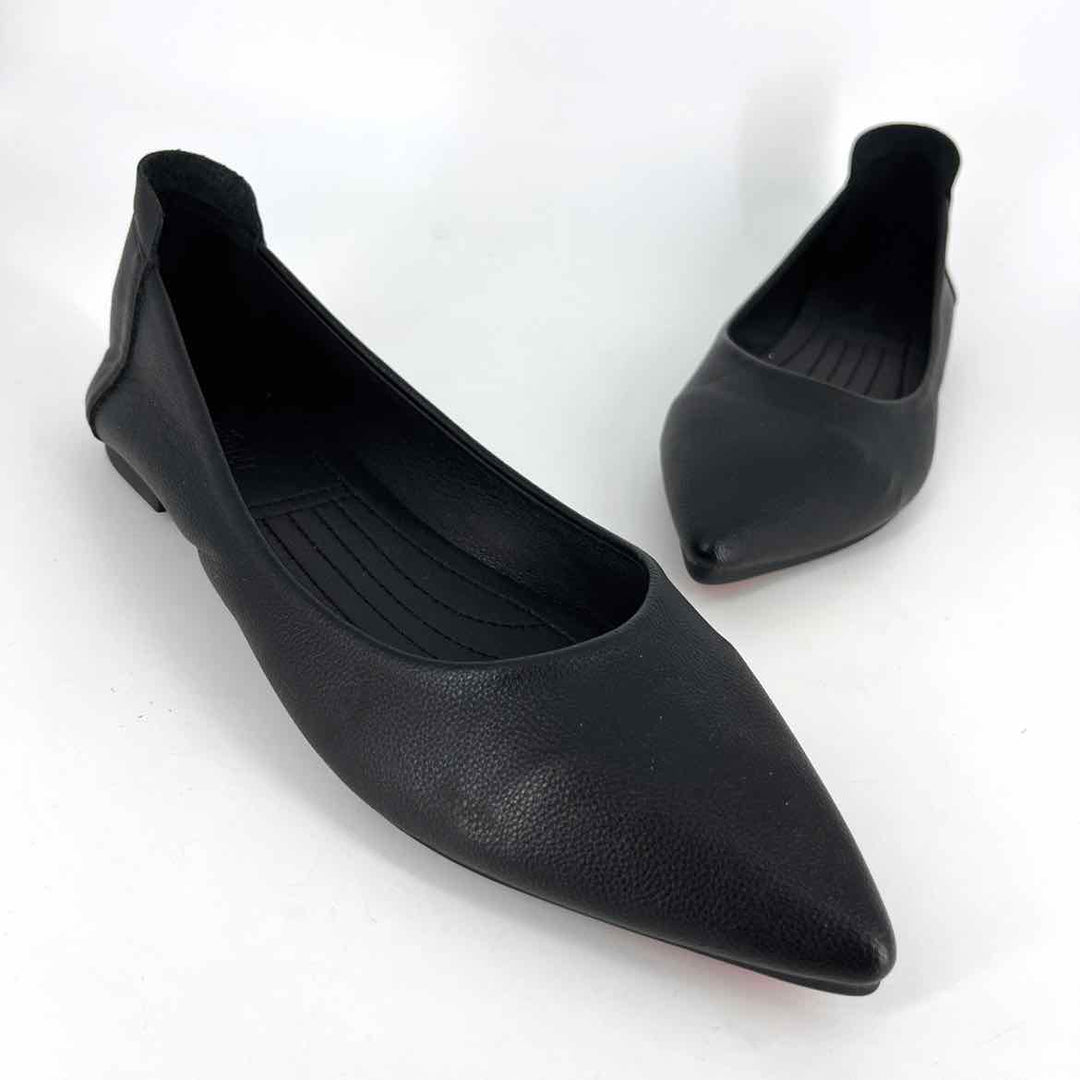 Shoe Size 9.5 Black Faux Leather Flats