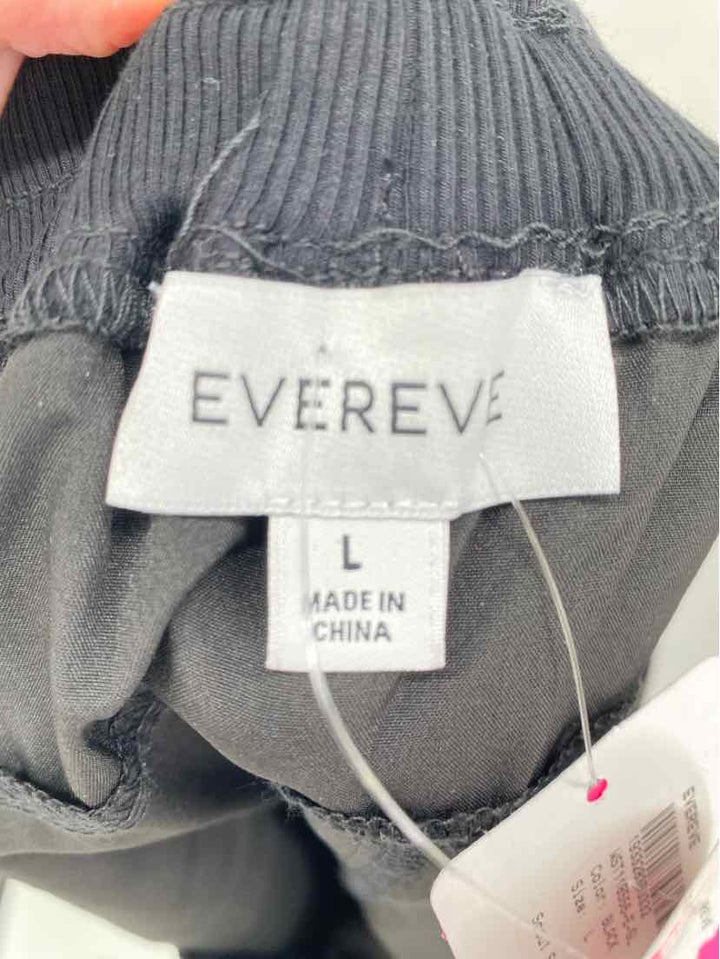 Size L EVEREVE Black Shorts