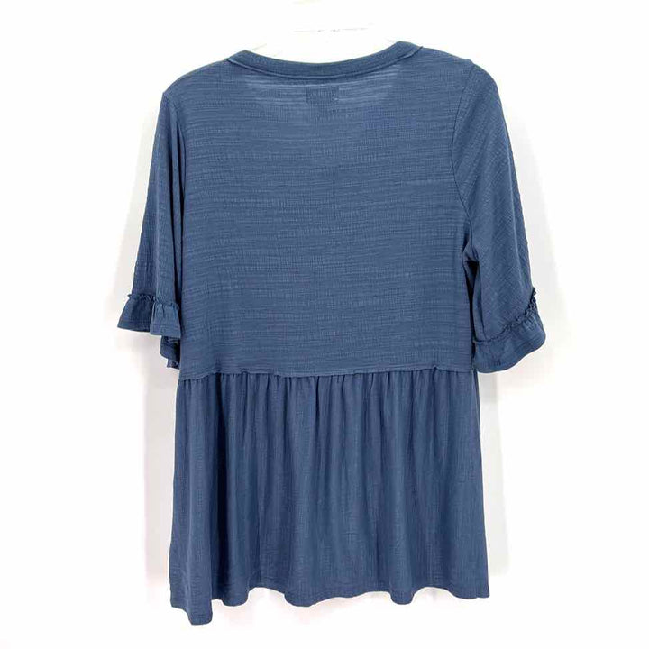 Size S WONDERLY Blue Knit Shirt