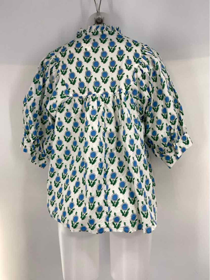 Size M White Print Shirt