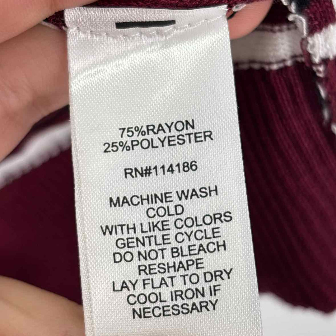 Size L Burgundy Sweater