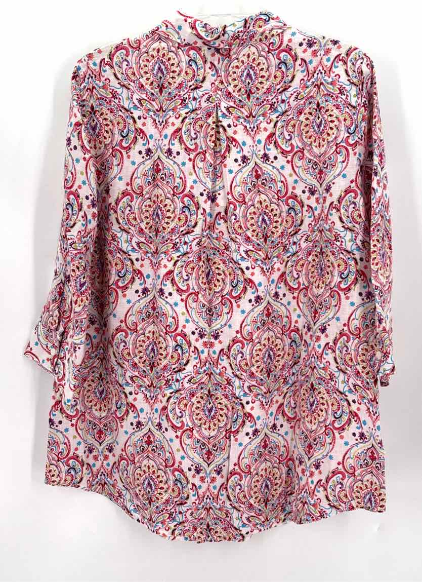 Size M Chico's Multi-Color Shirt