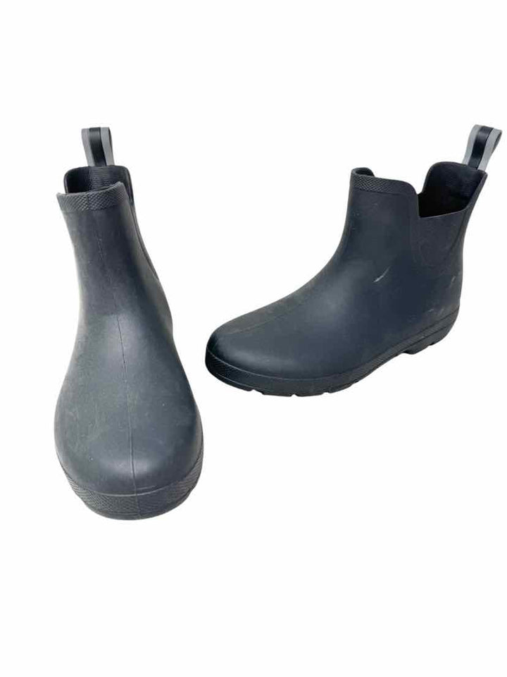 Shoe Size 8 Black Boots