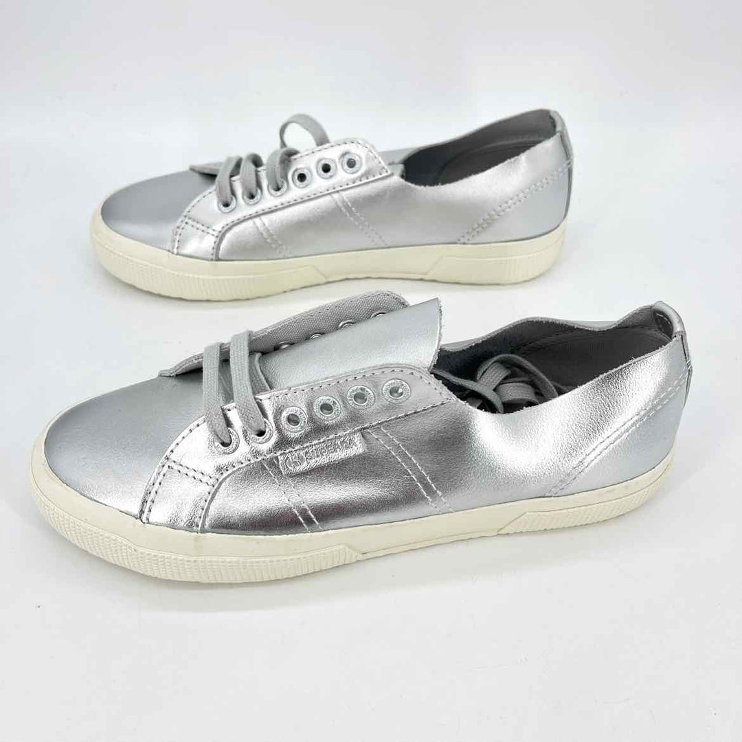 Shoe Size 39.5 SUPER GA Silver Leather Sneakers