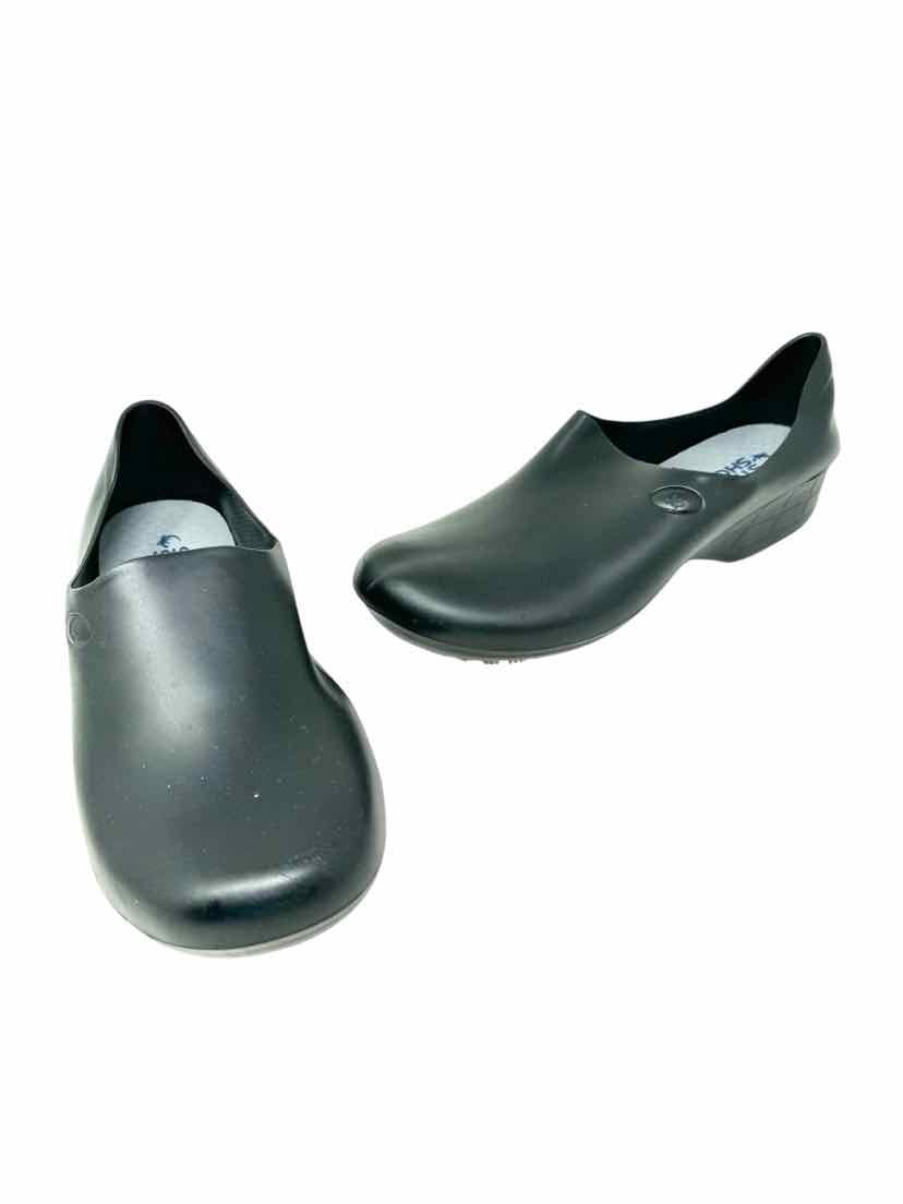 Shoe Size 38 Black Flats