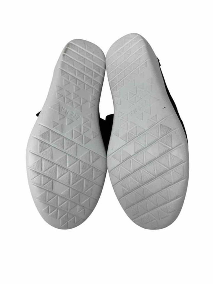 Shoe Size 39 Black Sneakers
