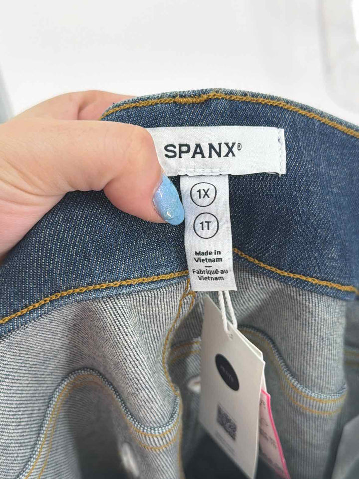 Size 1X SPANX Denim Pants