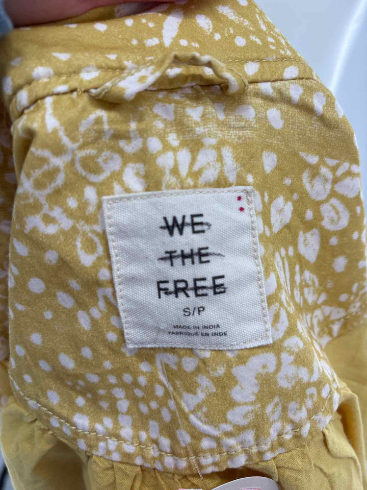 Size S WE THE FREE Yellow Jacket
