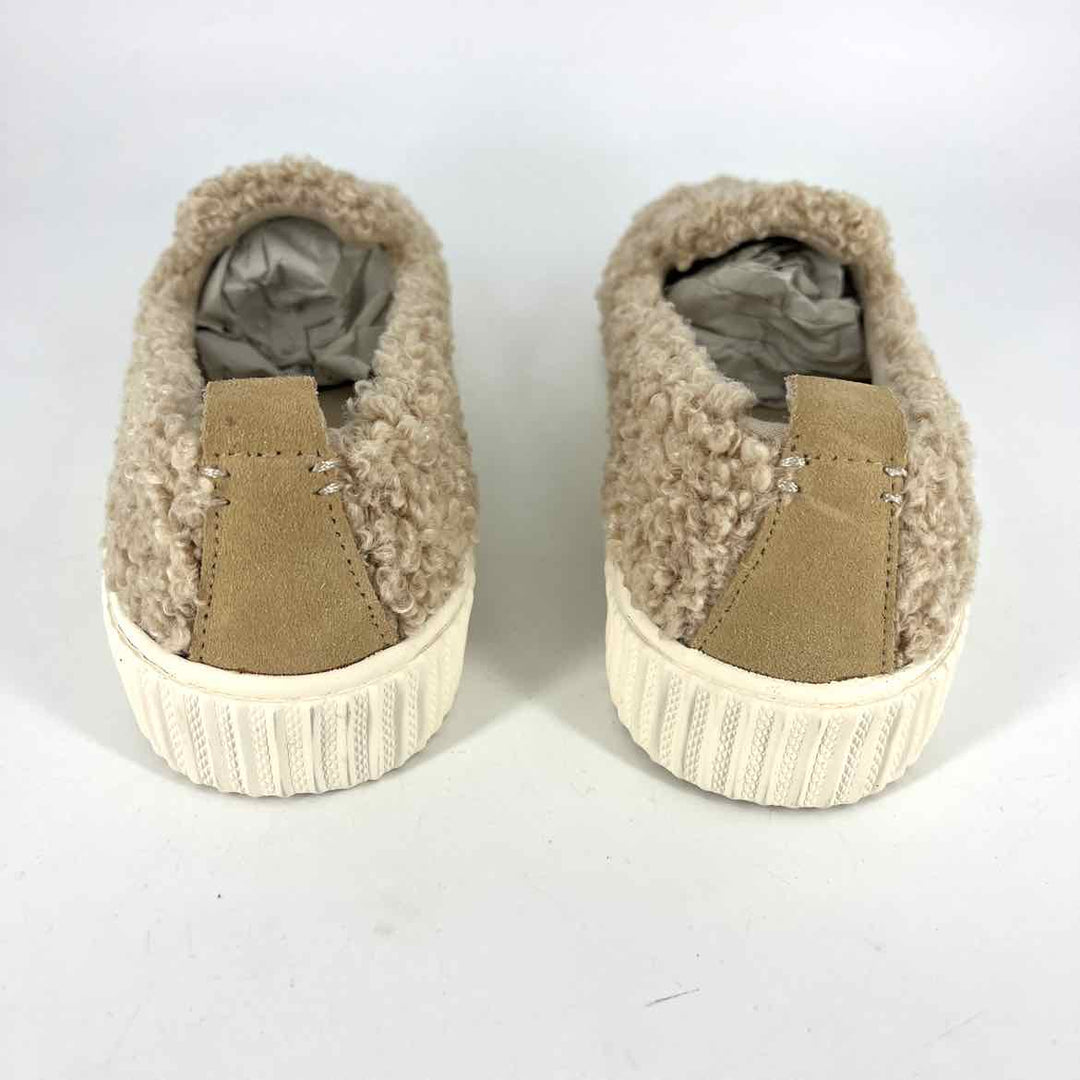 Shoe Size 6 Splendid Tan Sneakers