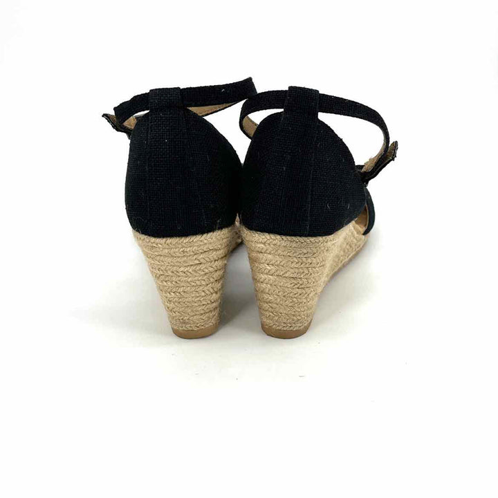 Shoe Size 8.5 Nine West Black Sandals