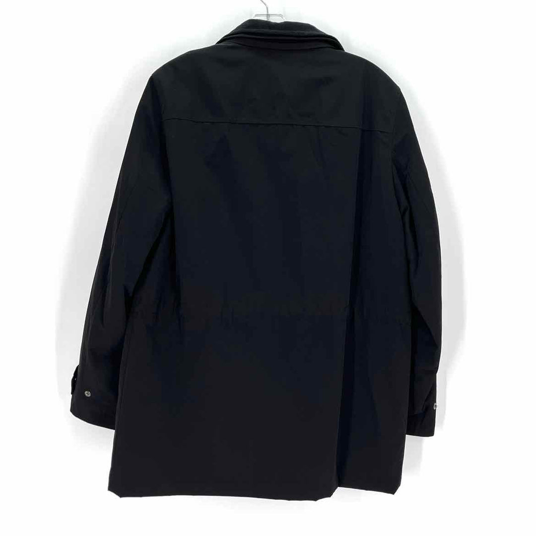Size M LIZ CLAIBORNE Black Coat