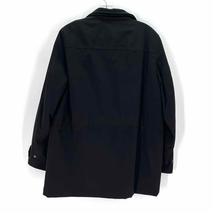 Size M LIZ CLAIBORNE Black Coat