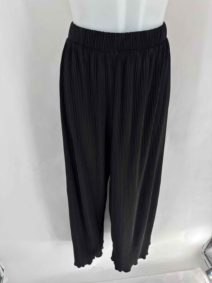 Size XL JOIE Black Capri