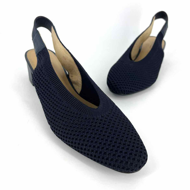 Shoe Size 8 VAN ELI Navy Knit Pumps