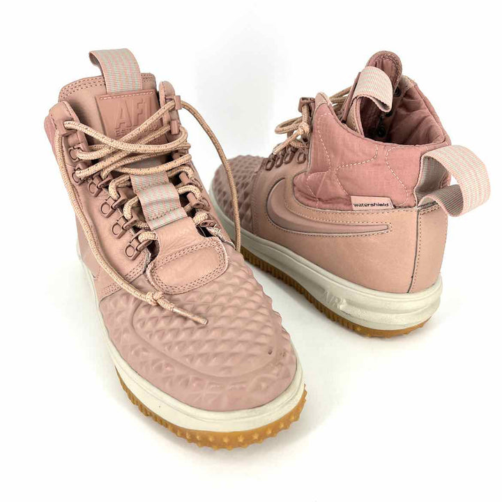 Shoe Size 7.5 Nike Pink Leather Boots
