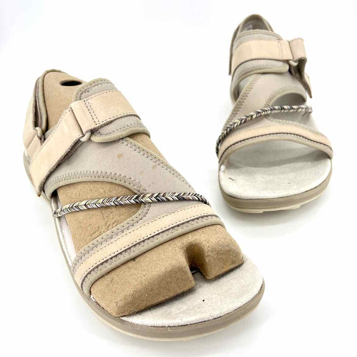 Shoe Size 11 MERRELL Khaki Sandals