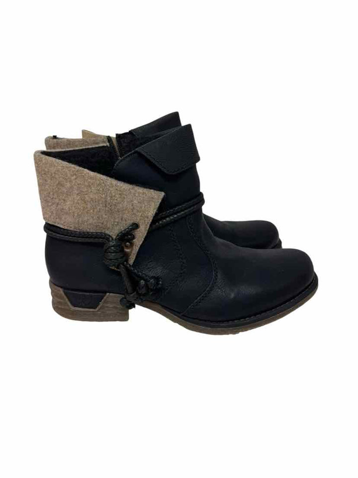 Shoe Size 41 Black Boots