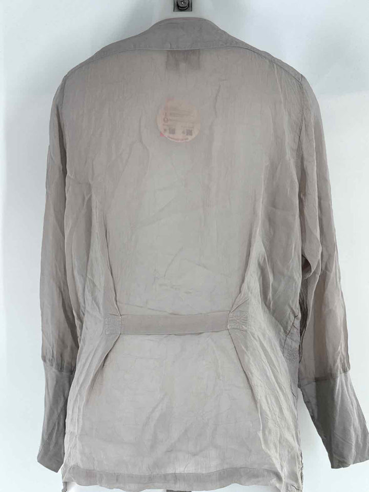 Size M Johnny Was Gray Shirt