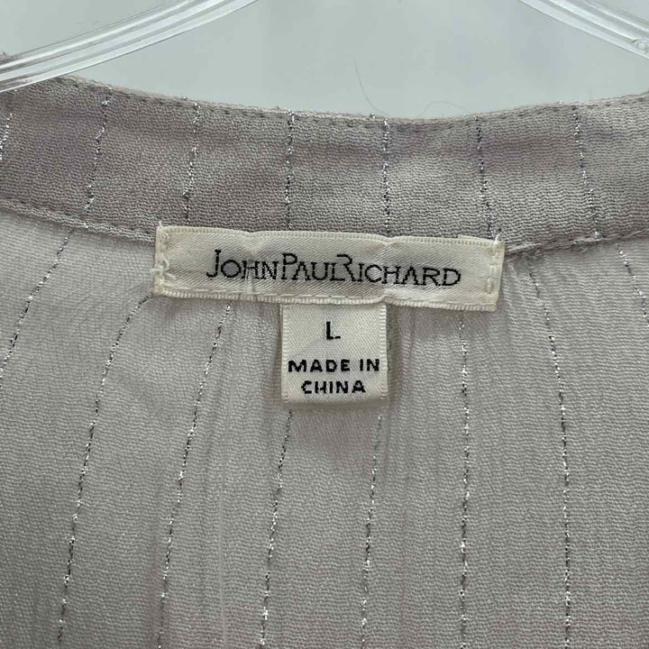Size L Gray Shirt