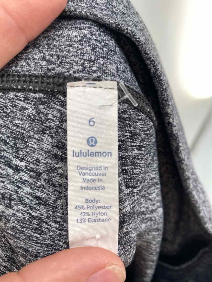 Size 6 Lululemon Black/White Pants