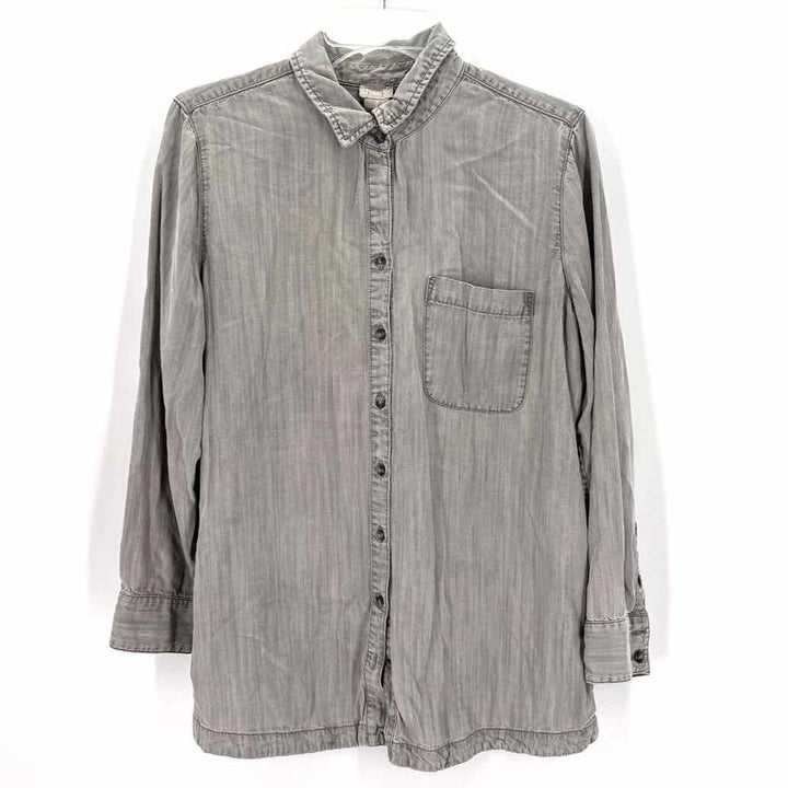 Size L Chico's Gray Shirt