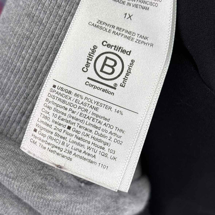 Size 1X Athleta Black Shirt