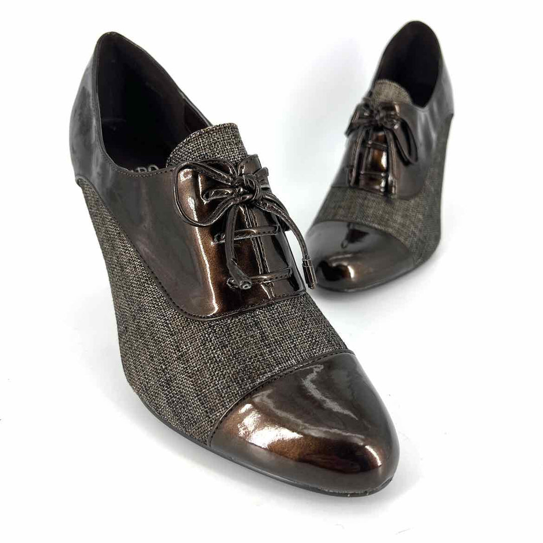 Shoe Size 8 IMPO Brown PATENT Heels