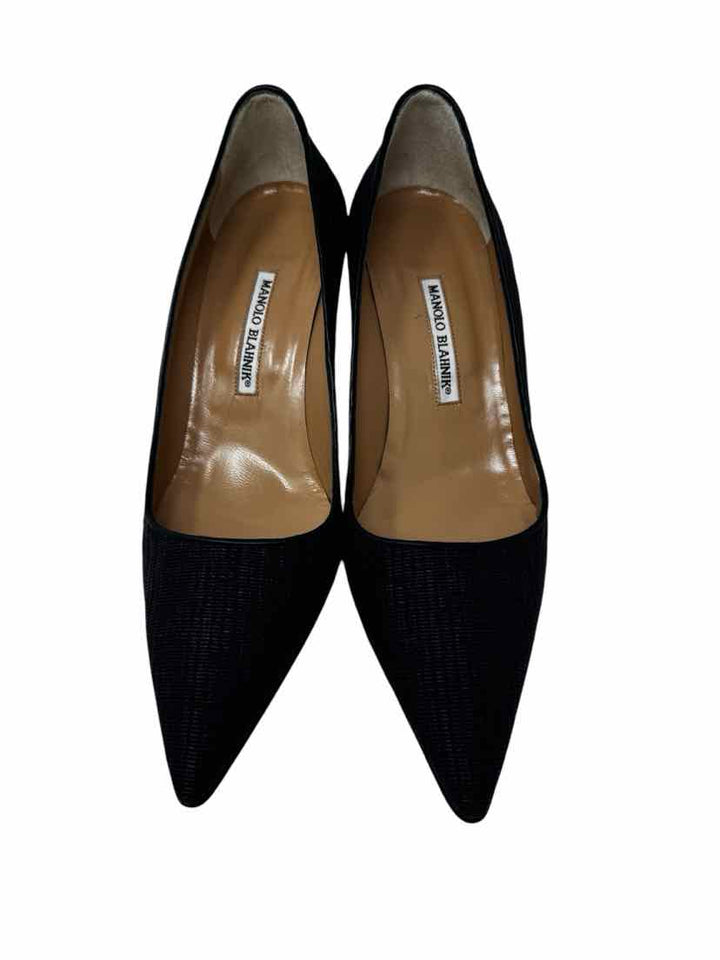 Shoe Size 11 MANOLO BLAHNIK Navy Luxury - Pumps