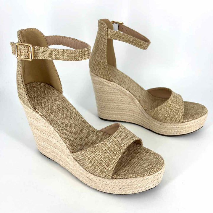 Shoe Size 39 Tan Sandals