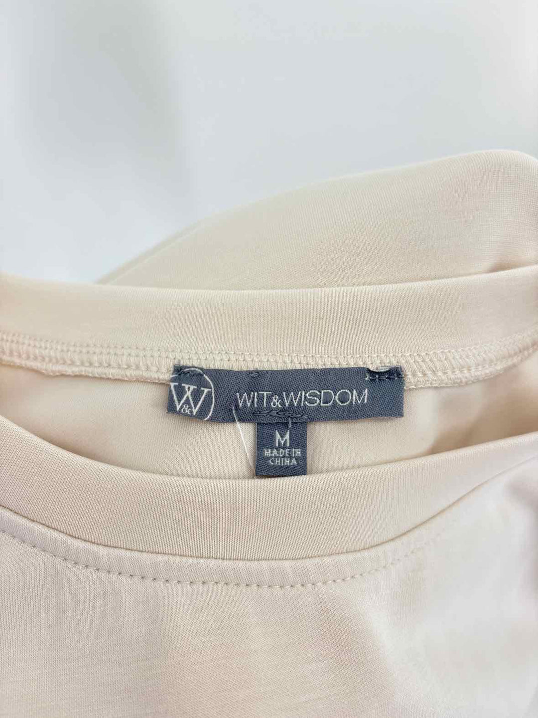 Size M WIT & WISDOM Cream Shirt