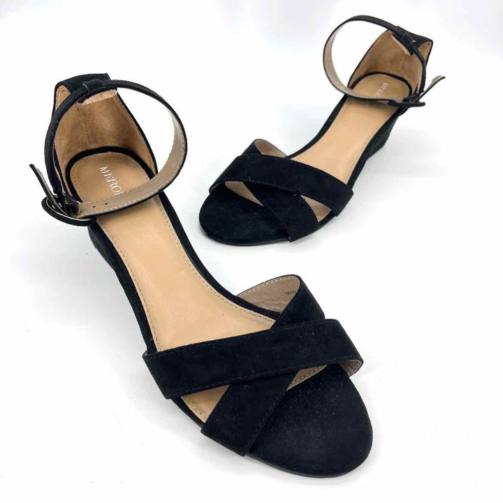 Shoe Size 8.5 MERONA Black Sandals
