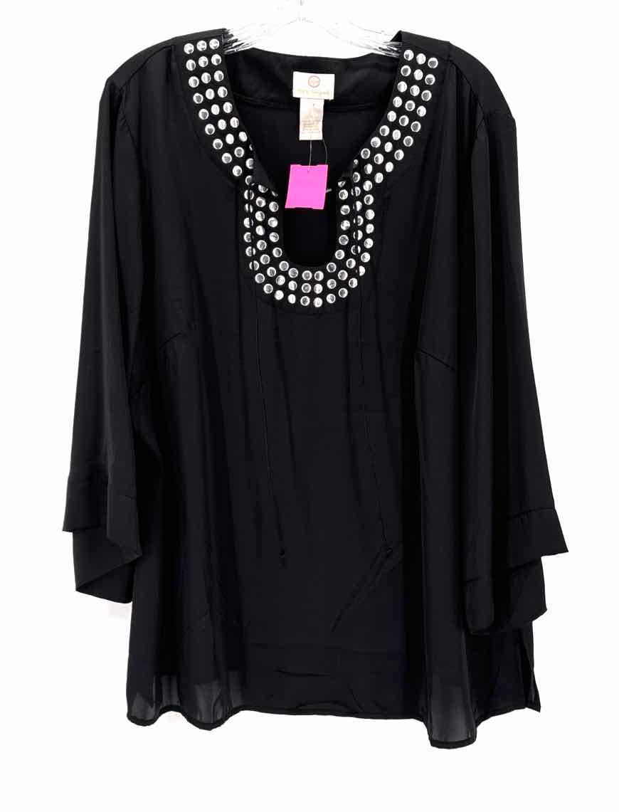 Size 1X Black Shirt