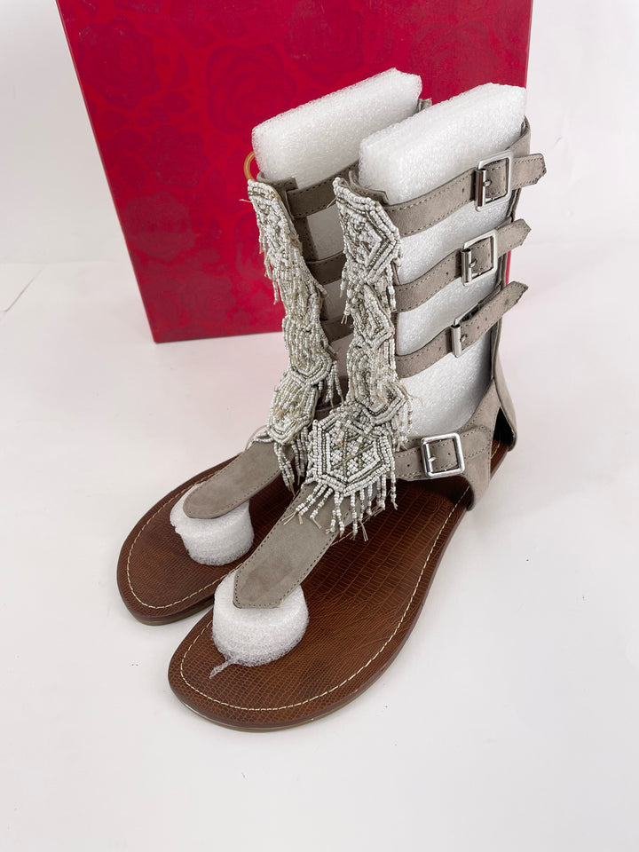 Shoe Size 8 CARLOS Sandals