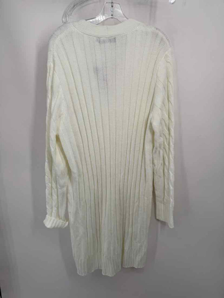 Size 2X Cream Sweater