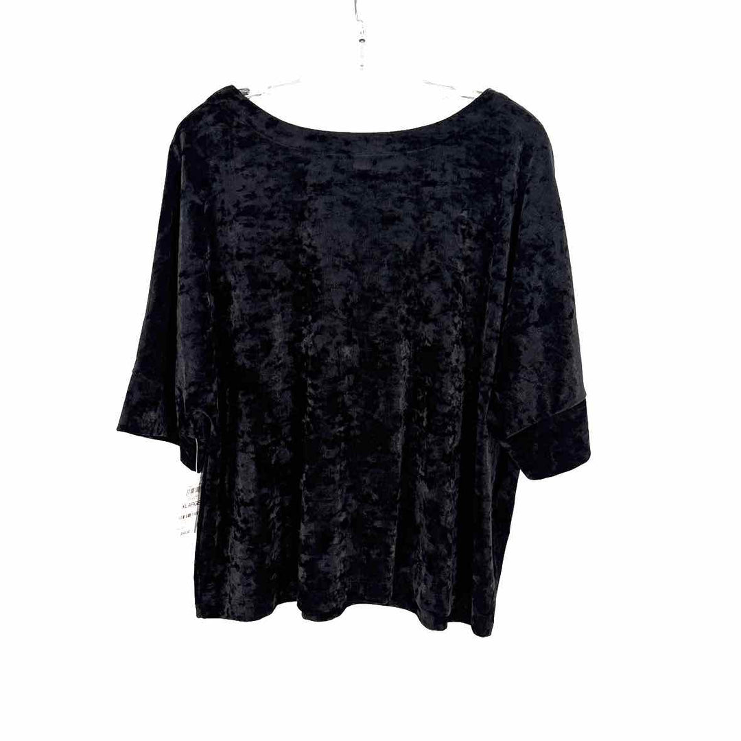 Size XL ON 34TH Black Velour Shirt