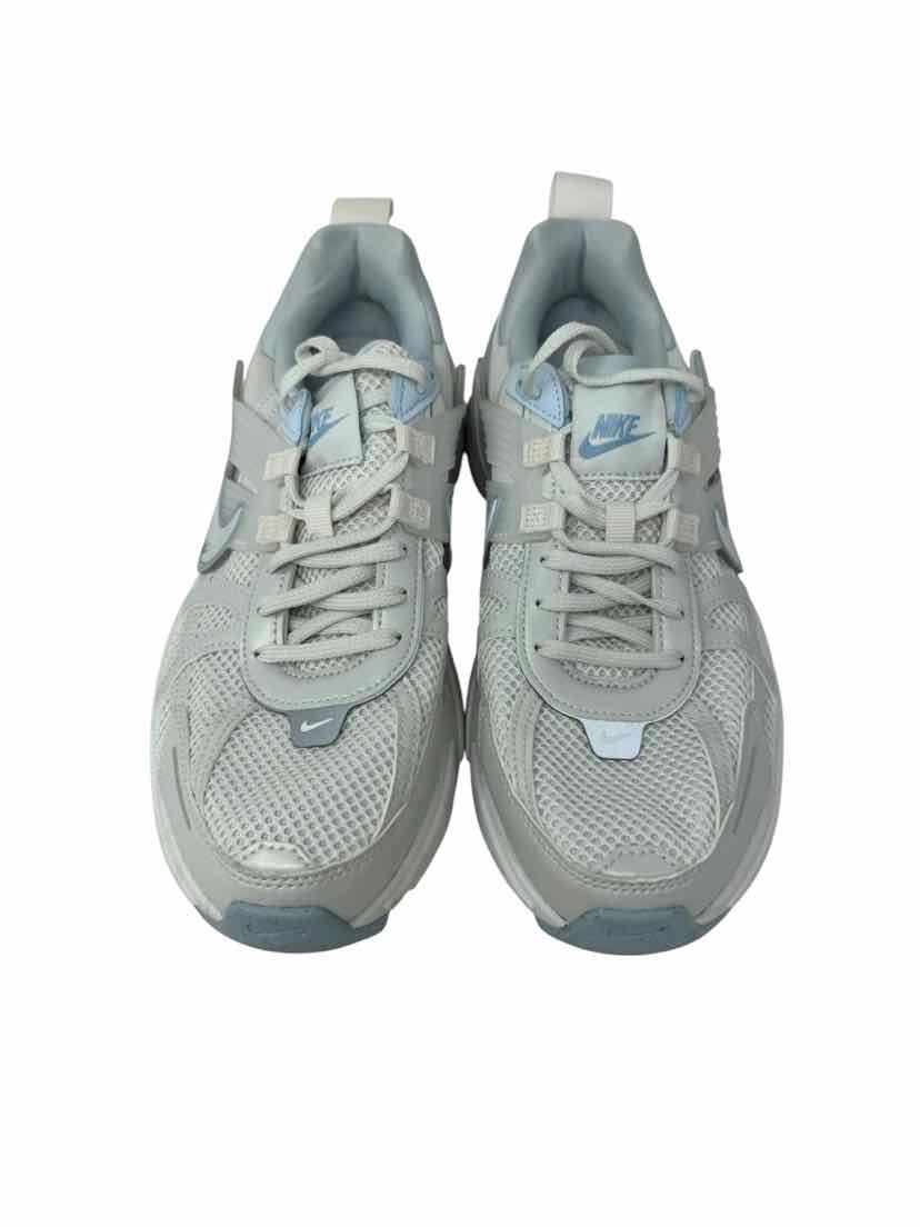 Shoe Size 10 Nike White Sneakers