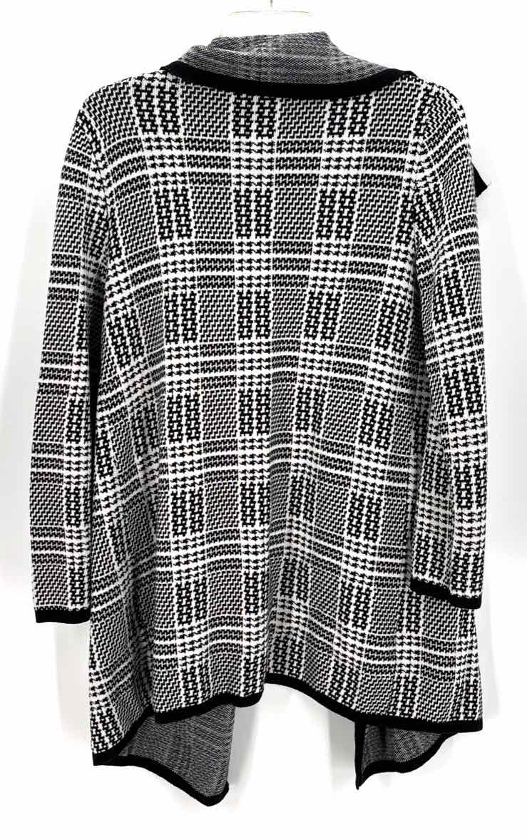 Size M Jones New York Black Sweater