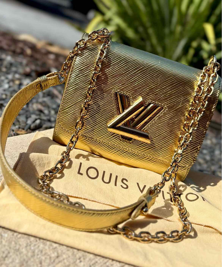 Louis Vuitton Luxury - Purse