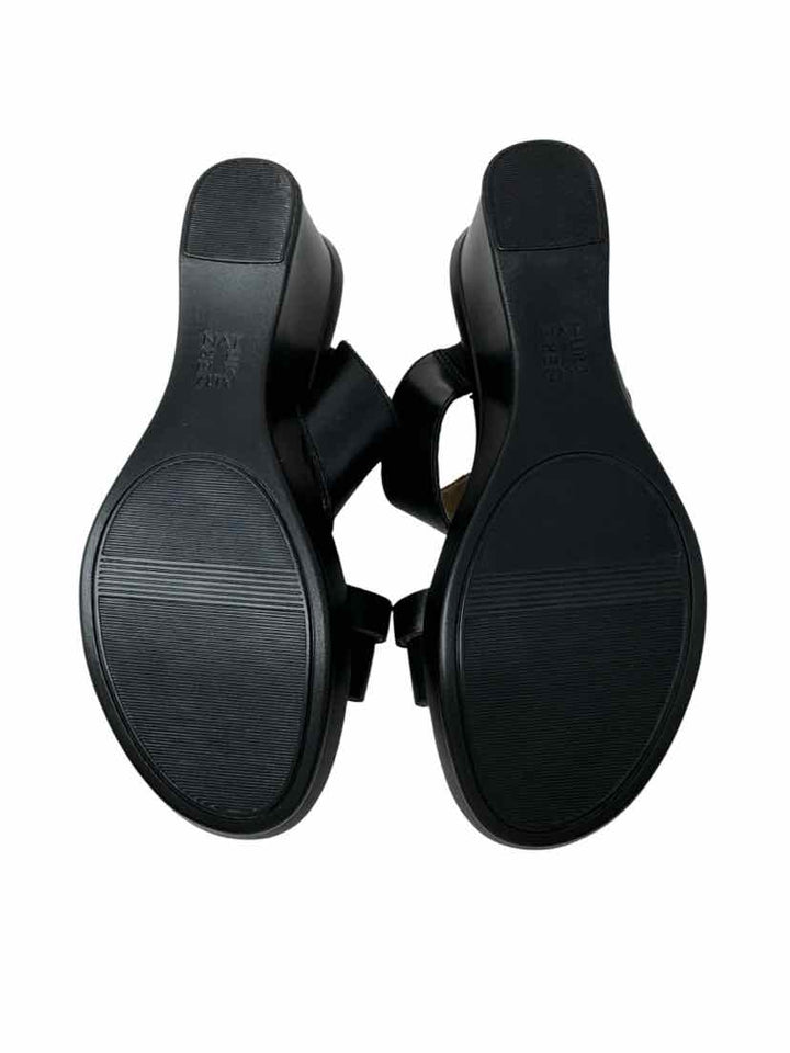 Shoe Size 8.5 Naturalizer Black Sandals