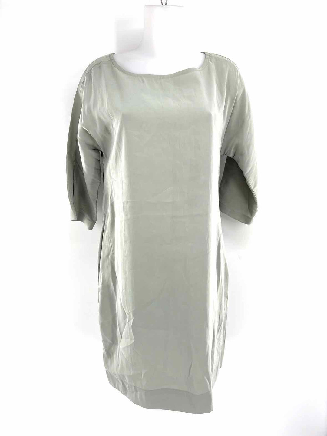Size M Chico's Green Dress