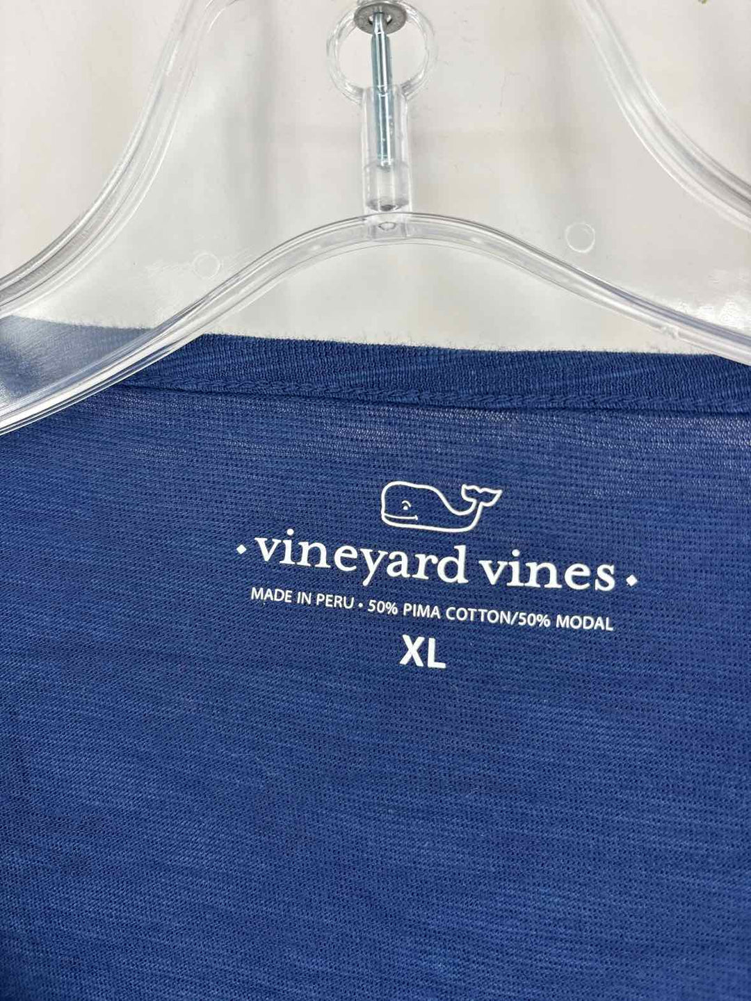 Size XL Vineyard Vines Navy Shirt