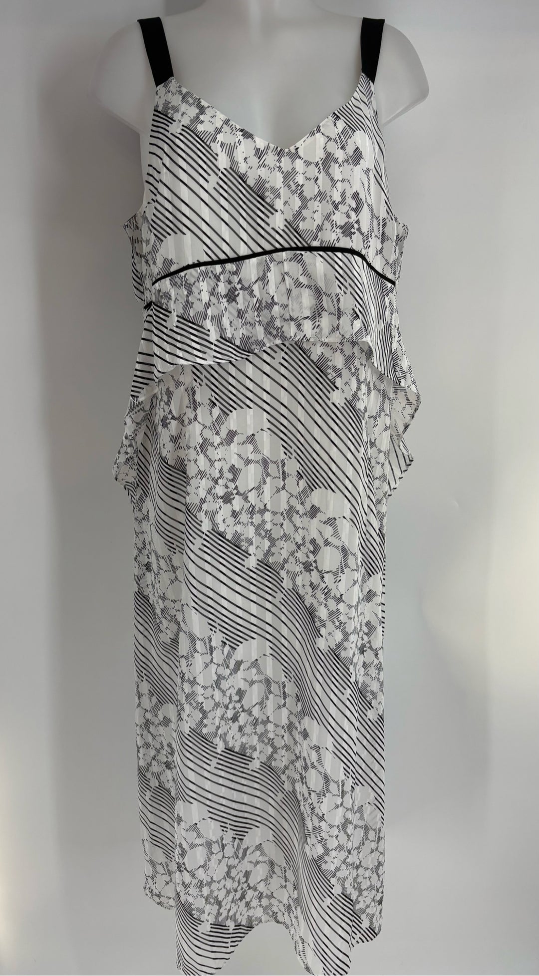 Size L CABI Black/White Dress