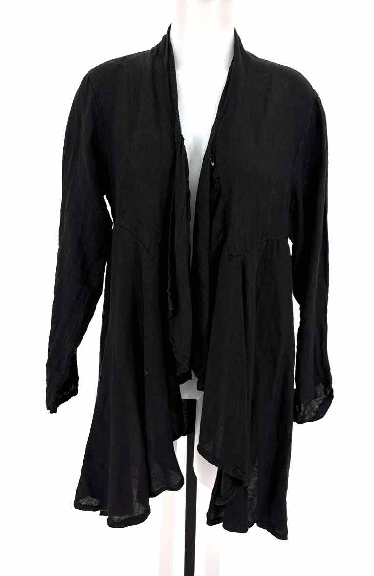 Size M Black Shirt