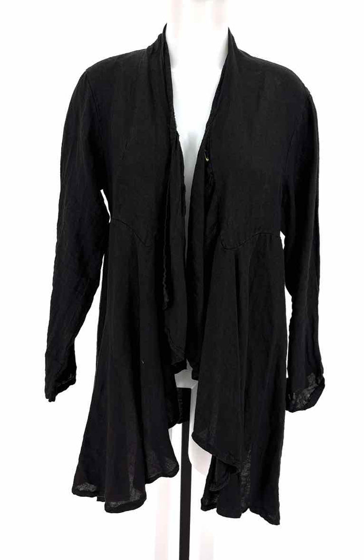 Size M Black Shirt
