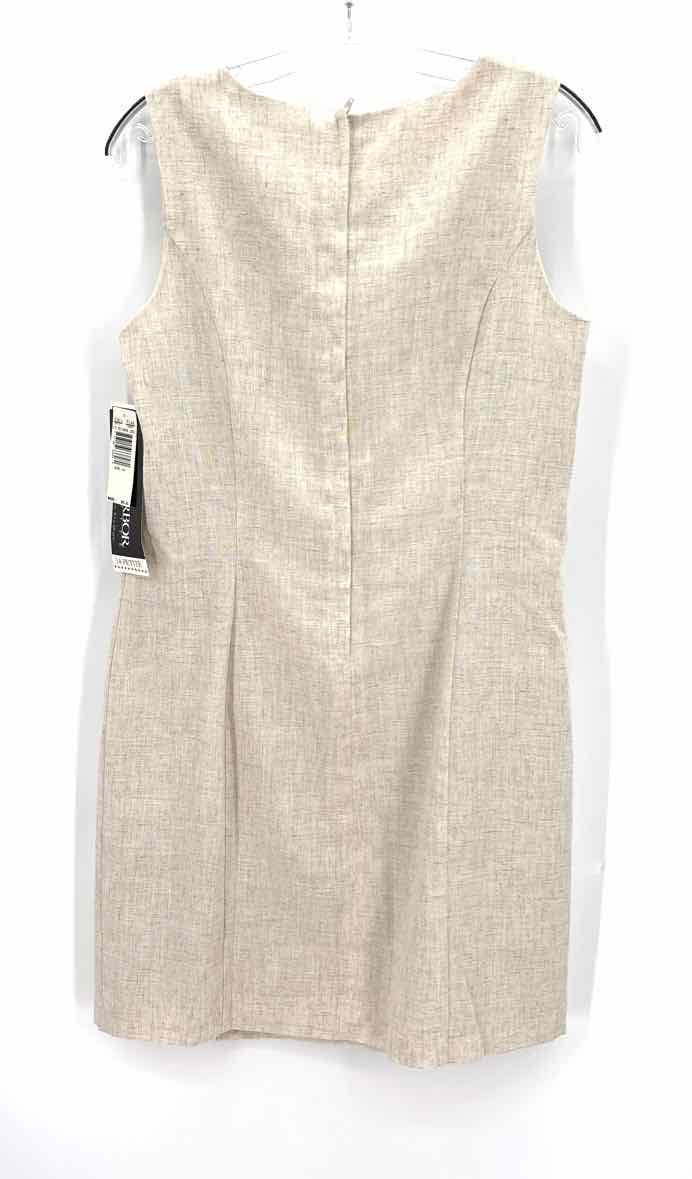 Size 14P SAG HARBOUR Cream Shorts