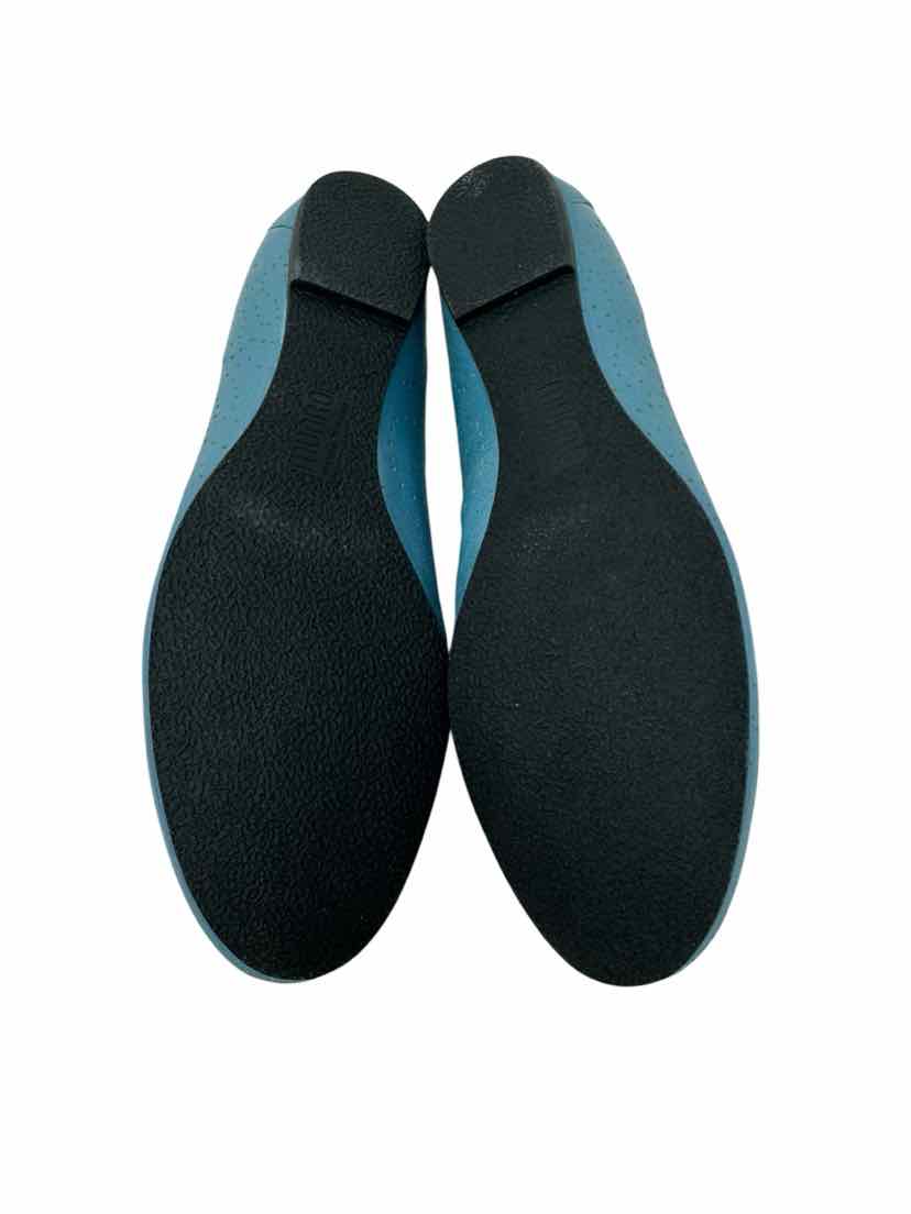 Shoe Size 10 MUNRO Teal Leather Flats