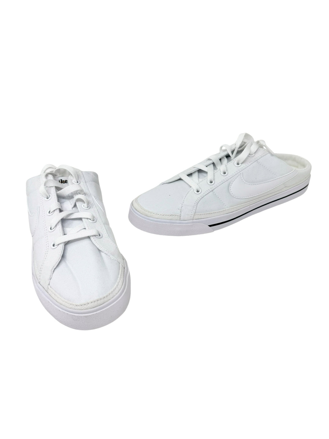Shoe Size 9.5 Nike White Sneakers