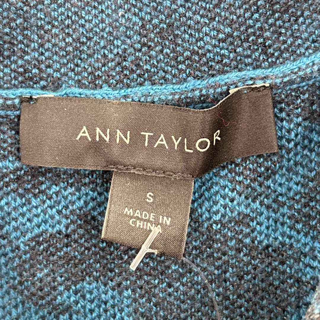 Size S Ann Taylor Blue Print Sweater